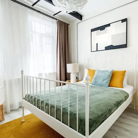 Chic Flat 5 Min To Galata Tower In Istiklal Ave Apartment