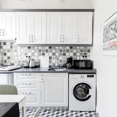 דירה Chic Flat 5 Min To Galata Tower In Istiklal Ave איסטמבול